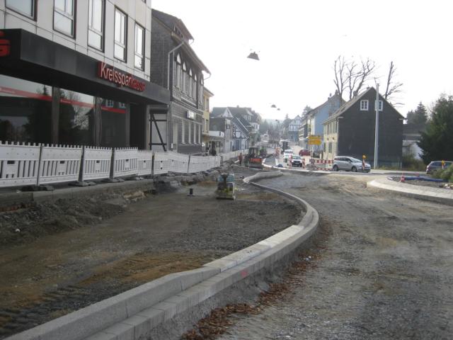 Baustelle am Kreisverkehrsplatz Kaiserstraße / Brölbahnstraße / Gartenstraße
