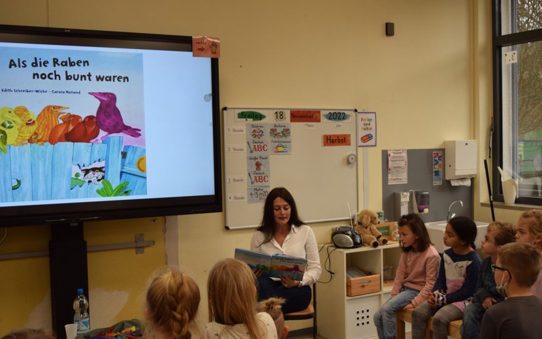 Vorlesetag in der Wiedenhof Grundschule mit der Bürgermeisterin Larissa Weber