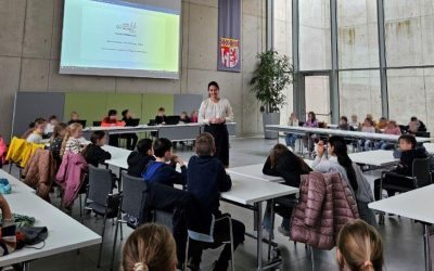 Dritte Schulklassen der Grundschule Isengarten zu Besuch bei der Bürgermeisterin